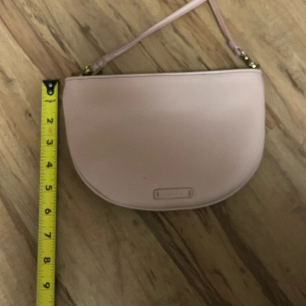 Fossil Light Pink Crossbody Bag with zipper closure - Picture 4 of 11